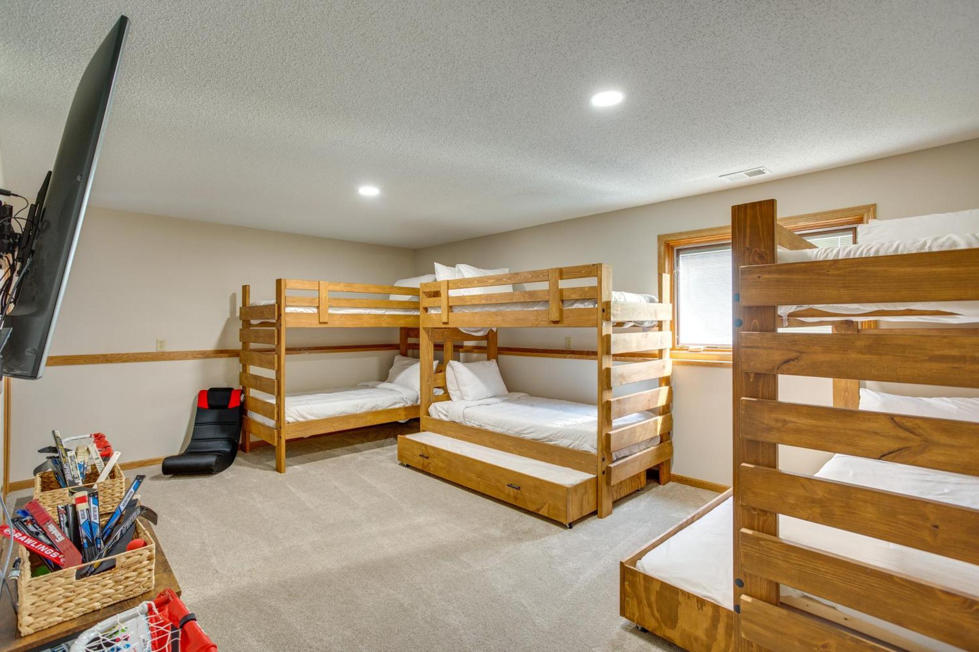 Sporty Blaine Home With Games About 2 Mi To Super Rink! 외부 사진